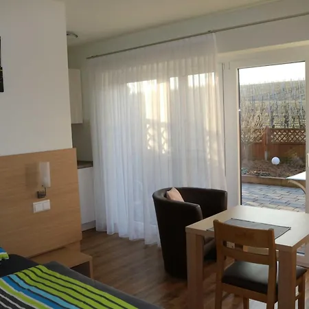 Winzerhof Schmid Apartment Schwaigern